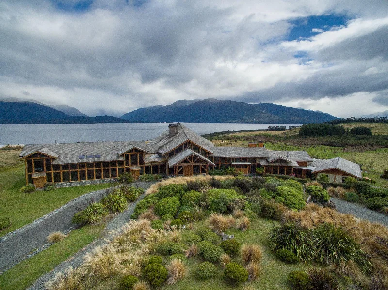 Fiordland Lodge